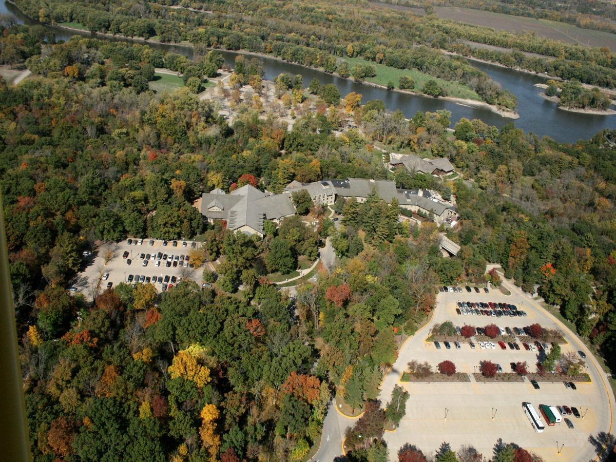 Utica Starved Rock Lodge & Conference Center المظهر الخارجي الصورة